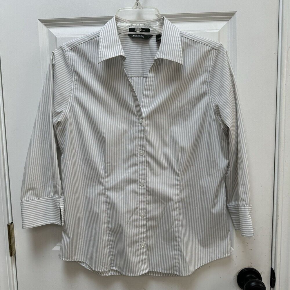 Eddie Bauer Women Stretch Wrinkle Resistant Shirt Top Small Grey White Stripe